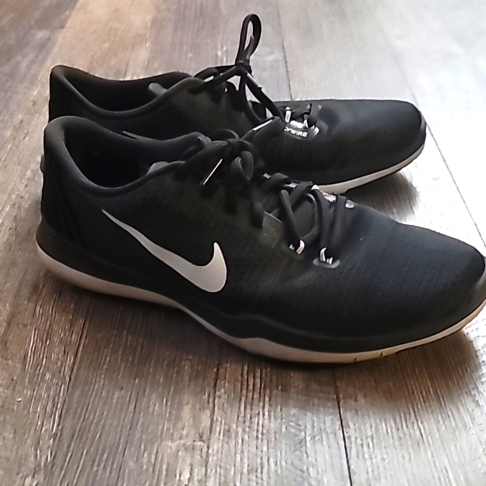 nike flywire shoes